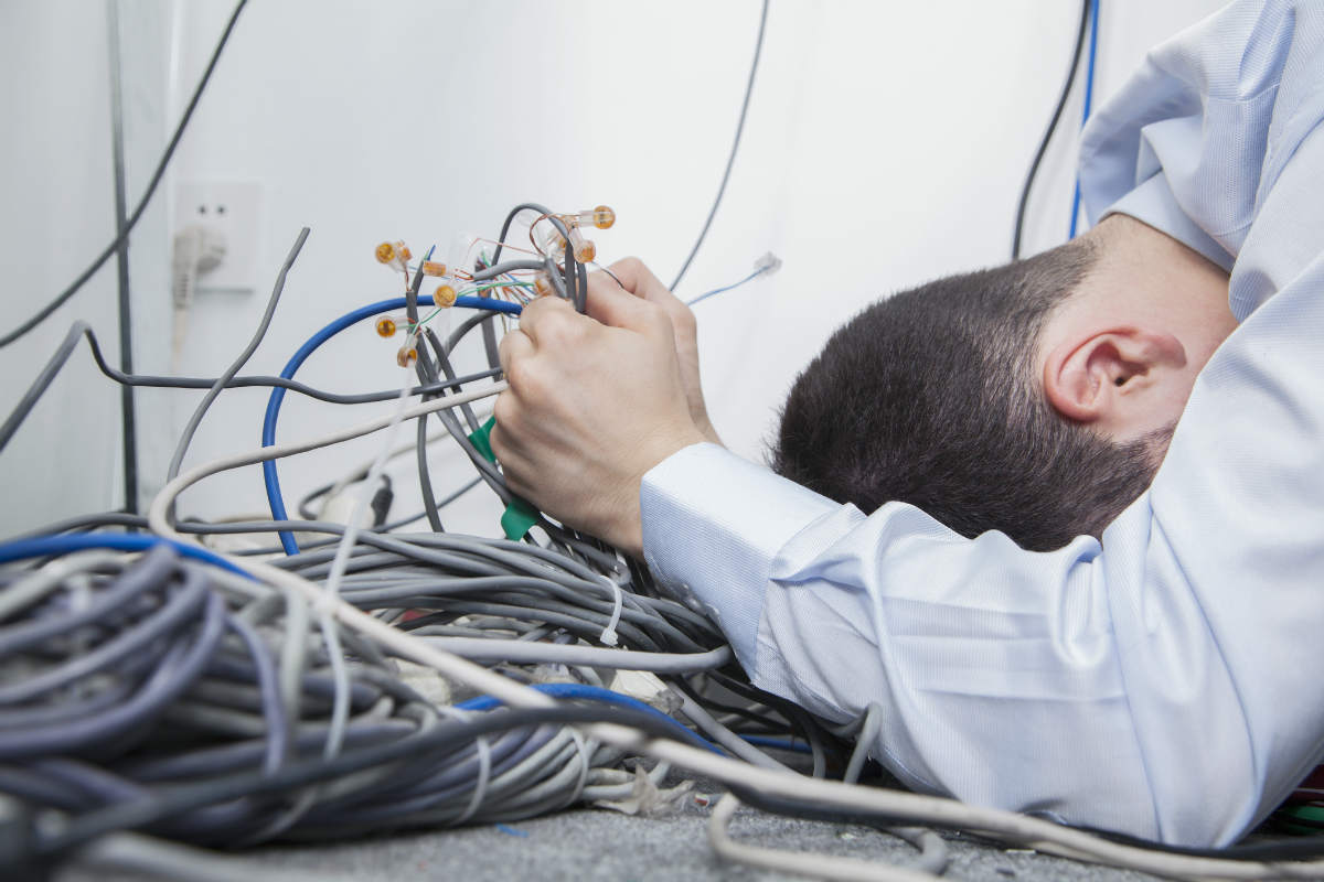 14 Wiring Fails That Will Churn Your Stomach