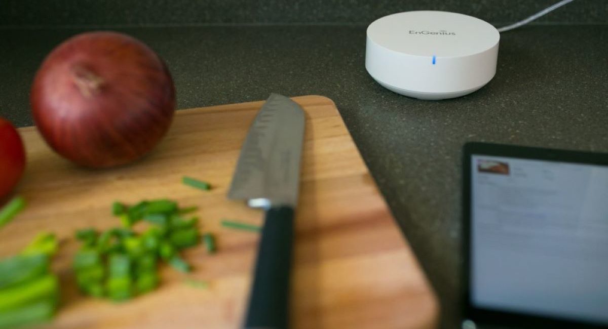EnGenius Smart Tri-Band Mesh Router Reaches Outdoor Spaces