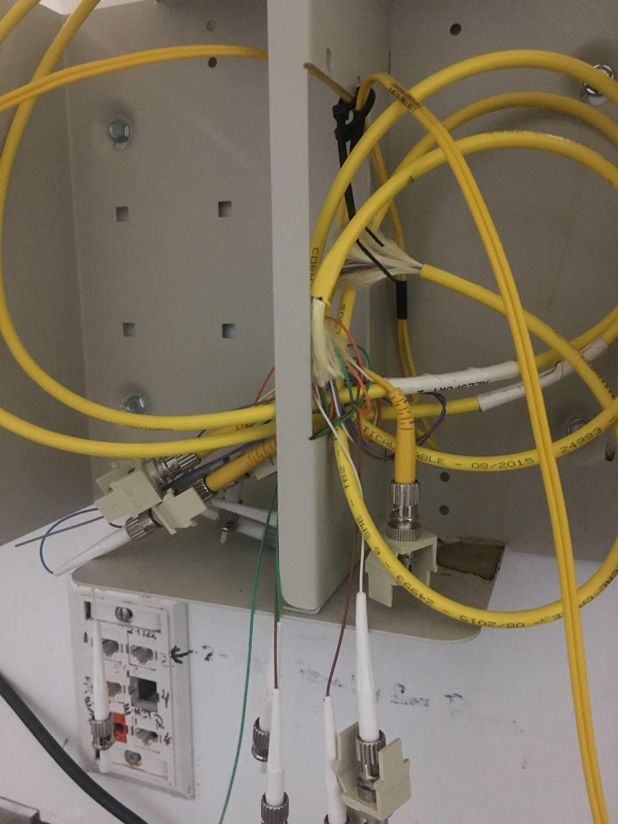 14 Wiring Fails That Will Churn Your Stomach, slide 12