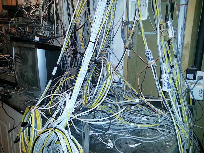 Cable Porn: Installers Share 24 Horrifying Wiring Messes, slide 19