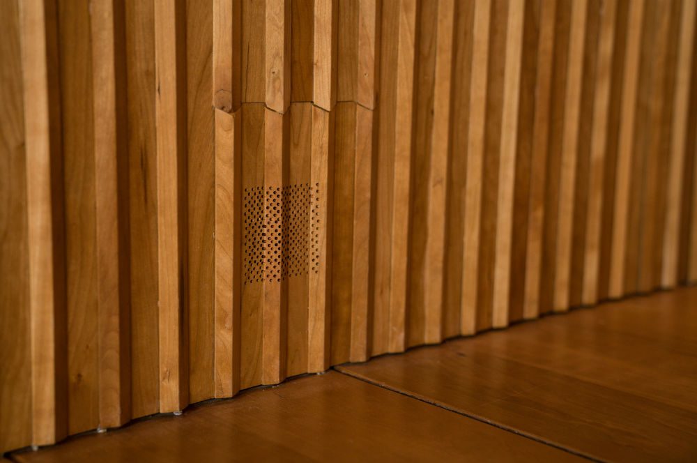 N.Y. Integrator Leverages James Small Aperture Speakers for Barn Renovation, slide 4