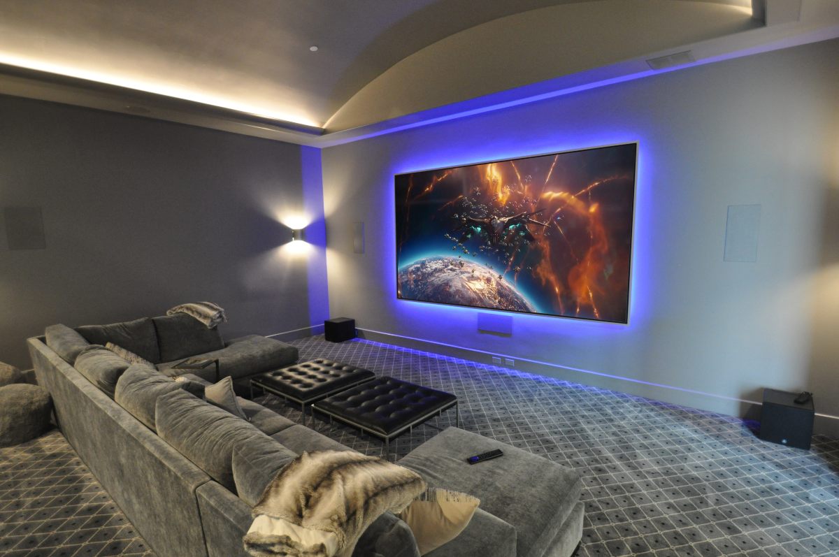 50 Zones of Lighting Help Brighten This Stunning Texas Smart Home, slide 8
