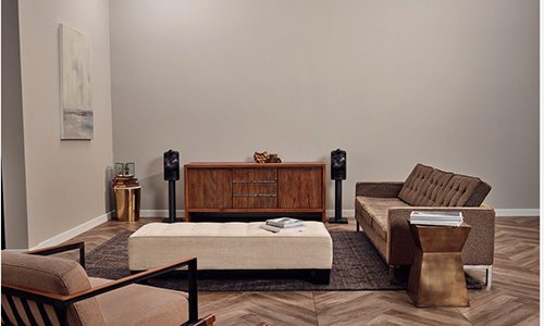 Bowers & Wilkins Duo active speakers