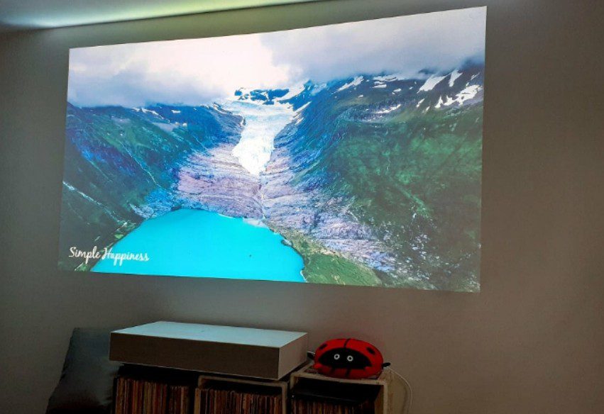 LG HU85LA projector ultra short throw YouTube 4K