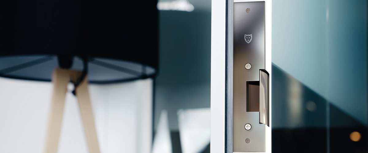 Wireless DEN SmartStrike Poised to Change Access Control Market