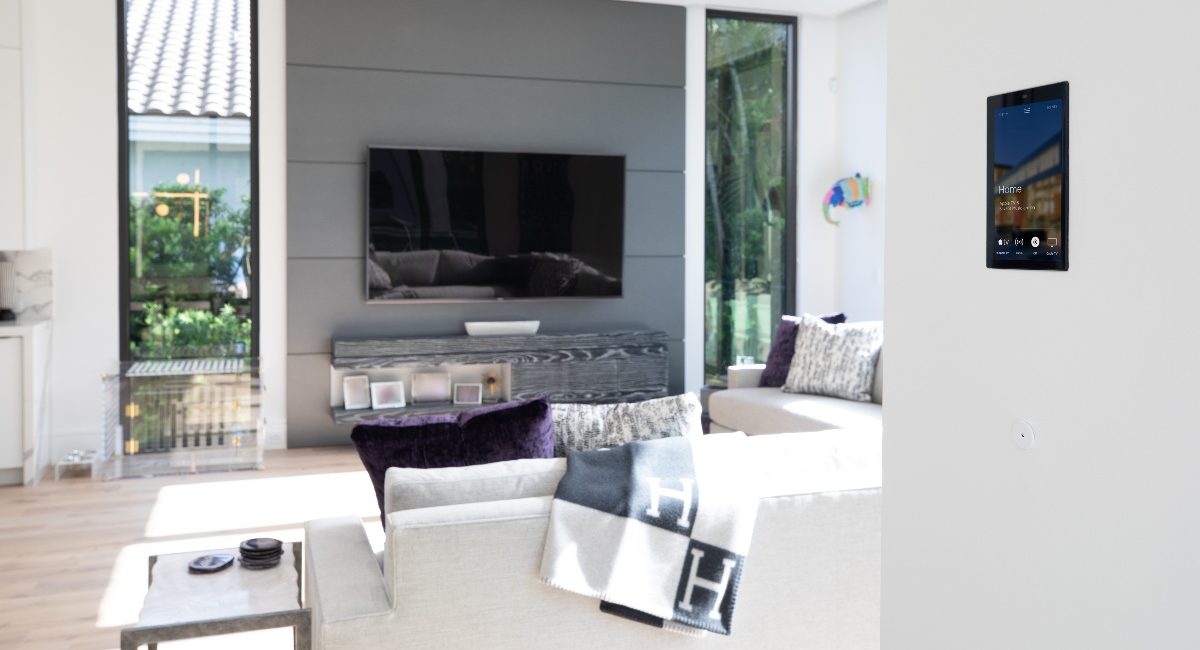 Integrator and Builder Collaborate to Create Technology Disappearing Act in Smart Home