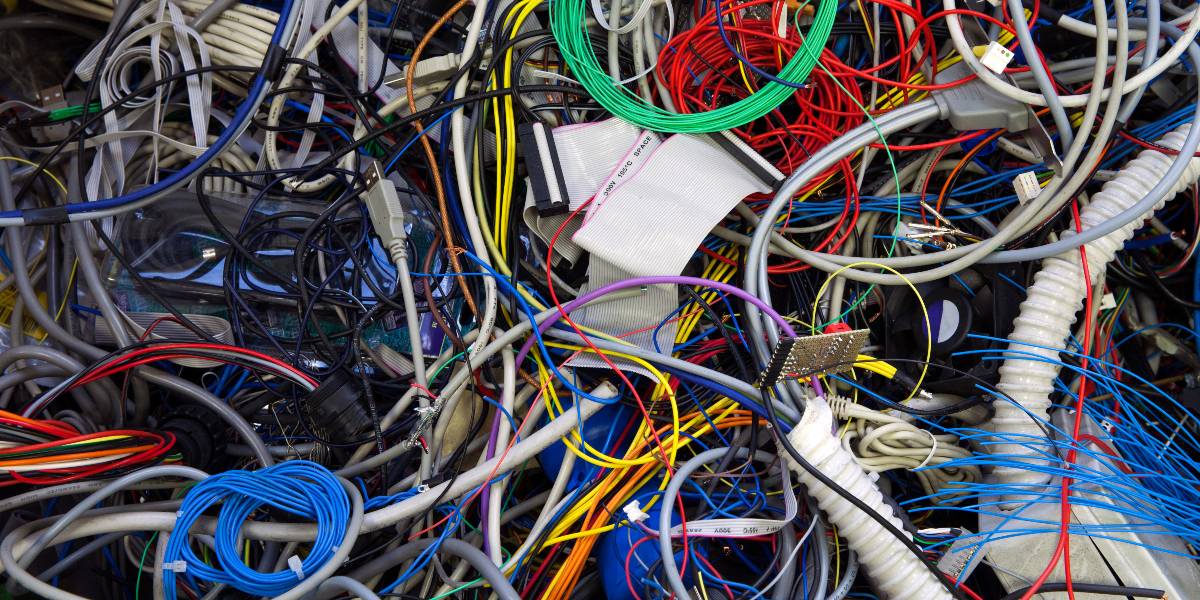10 Truly Horrific Wiring Jobs Designed to Frustrate Integrators