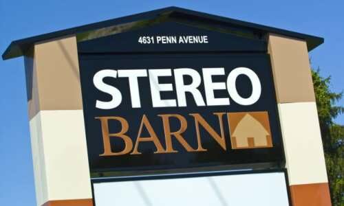 Stereo Barn sign