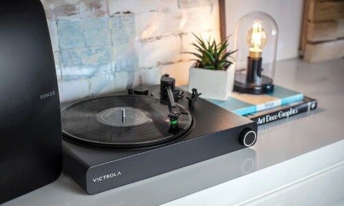 Victrola Stream Onyx wireless turntable Sonos CES