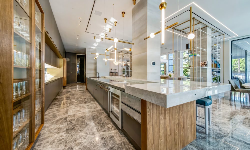 MAXICON Unifies Beautiful 25-Piece Chandelier Using Lutron QSX Control, slide 5