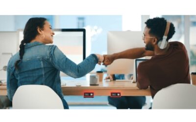 Crestron Introduces Scheduling Solutions for Hot Desking Environments