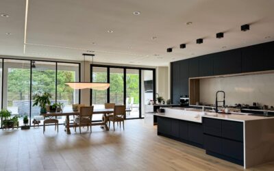 An Illuminated Staircase Helps Award-Winning Home Rise to the Occasion