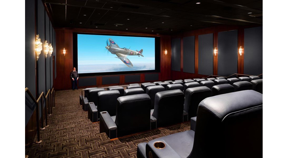 Stewart Filmscreen StreamPro screen