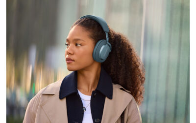 Bowers & Wilkins Rolls Out Frost Blue Finish for Px7 S3 Headphones