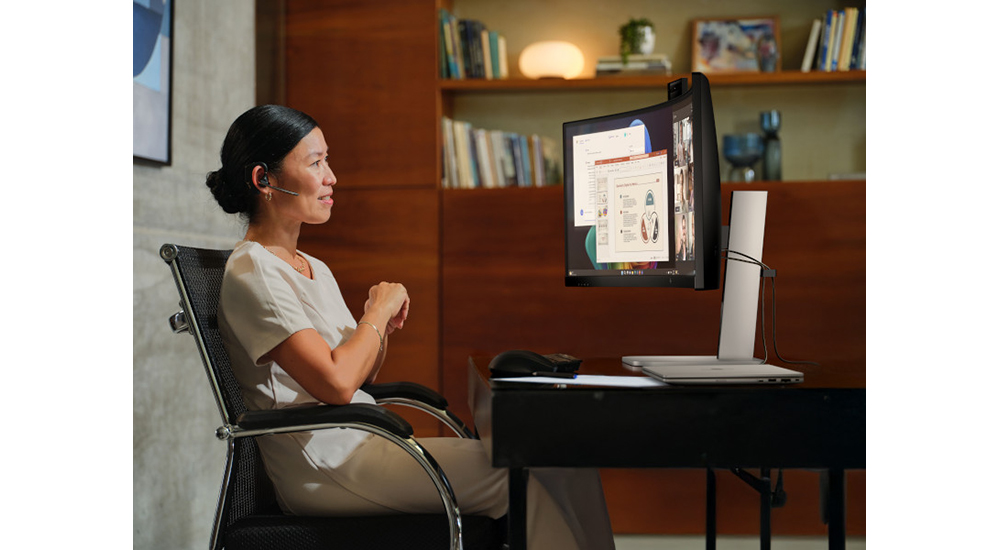 HP Series 5 Pro Conferencing Monitor