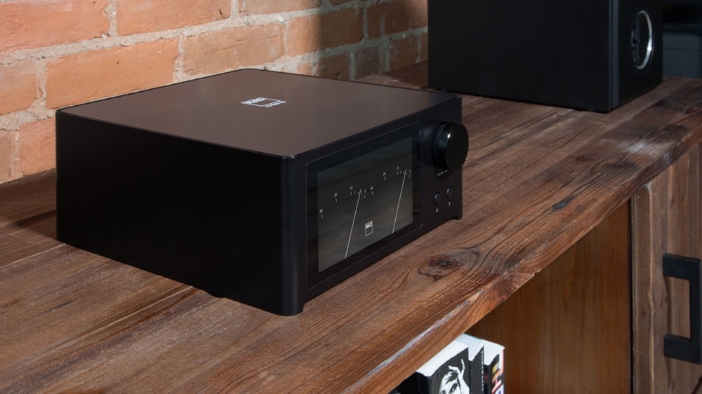 NAD C 700 Streaming Amplifier