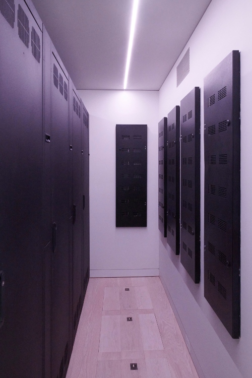 Home of the Year Award Winner 2025 Luxury Home Automation 14 North Clear Device