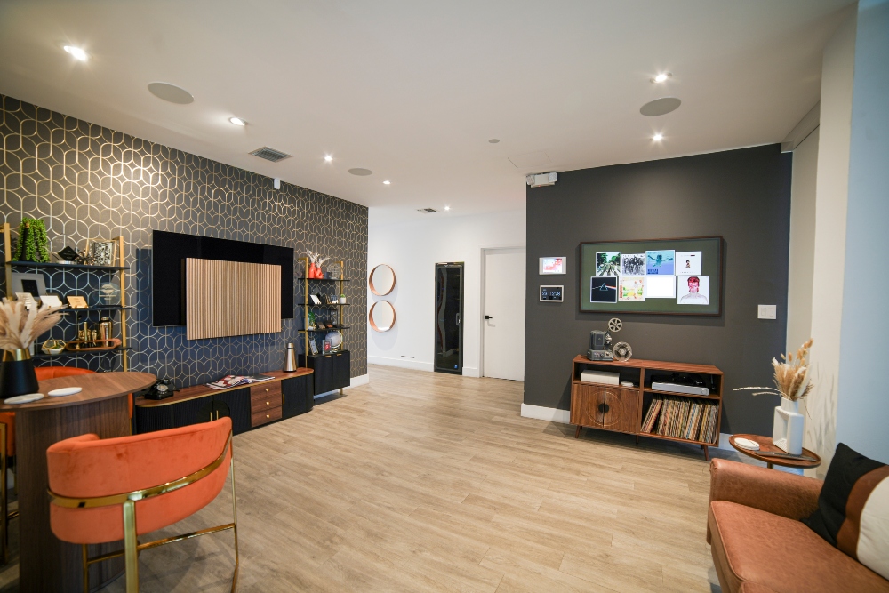 Home of the Year Award Winner 2025 Luxury Home Automation MAXICON Showroom