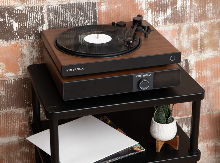 Victrola Soundstage