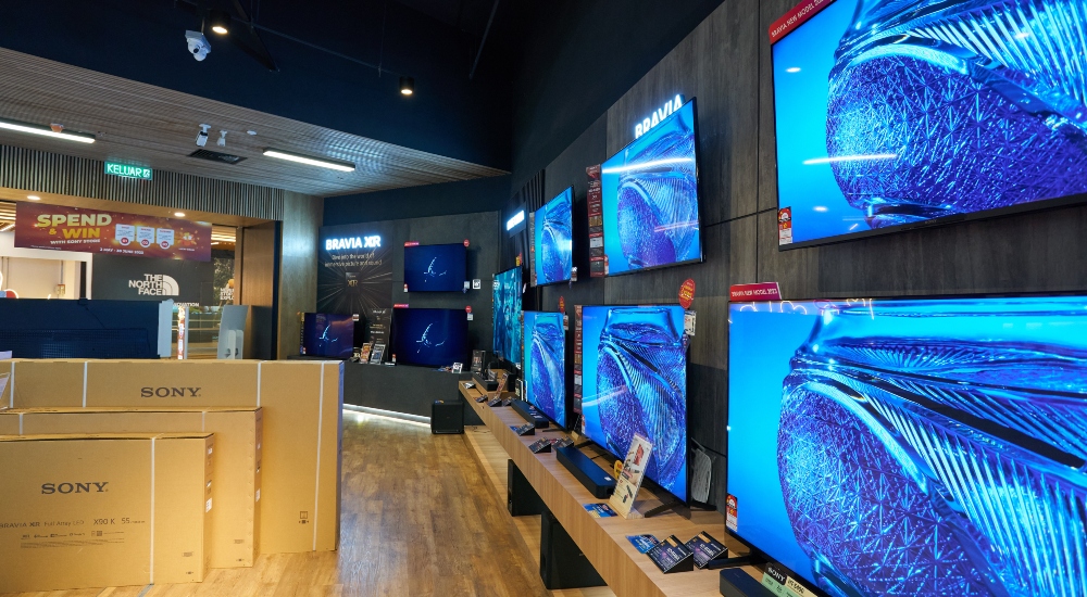Sony TVs in a store highlighting the subject matter of CE pro's the week in playback smart home and professional AV integrator news roundup
