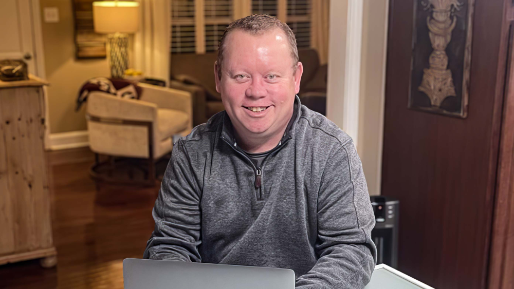 Scott Salzman National Sales Manager Lunar Walls