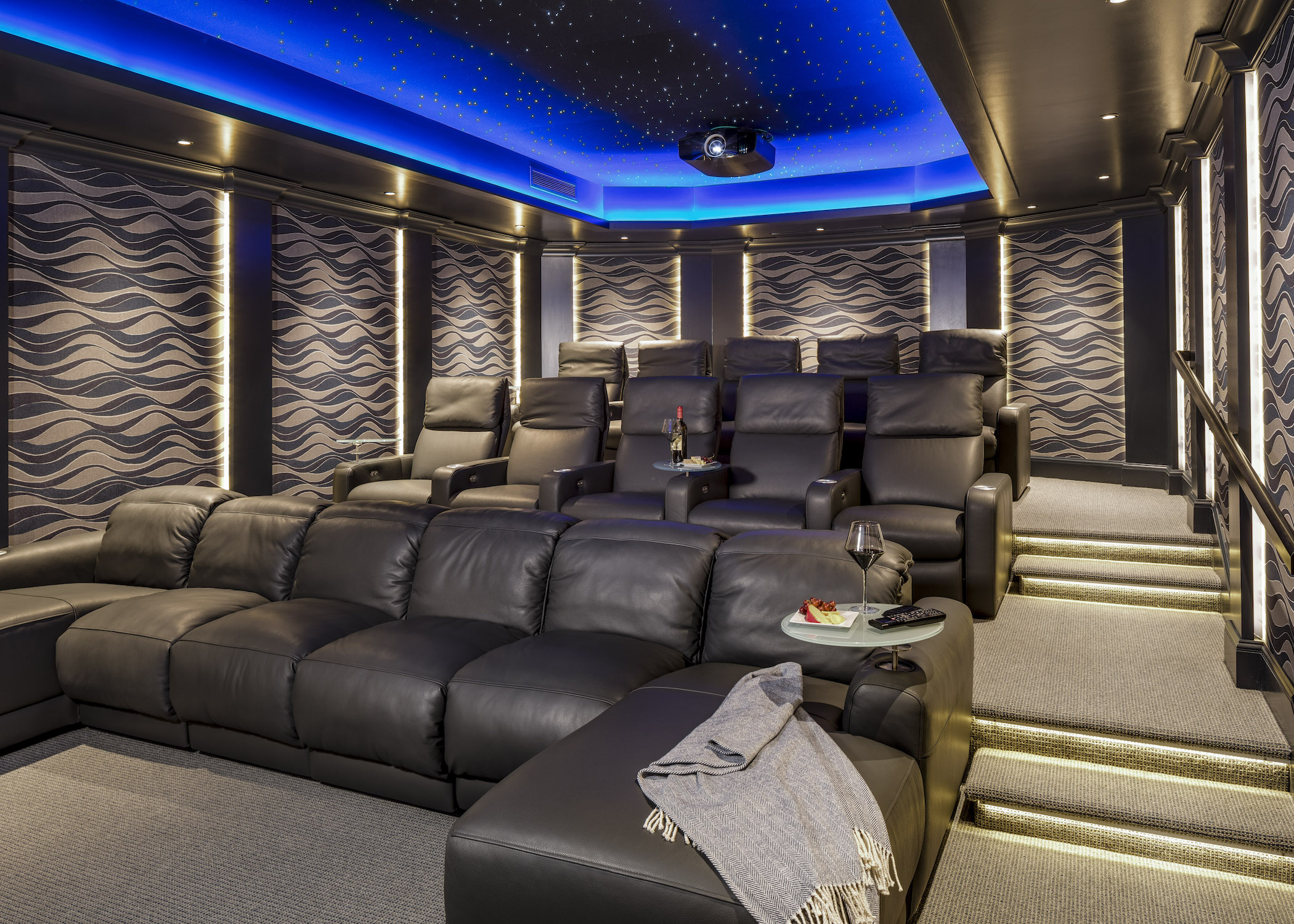 SimpleHome Cinema Room